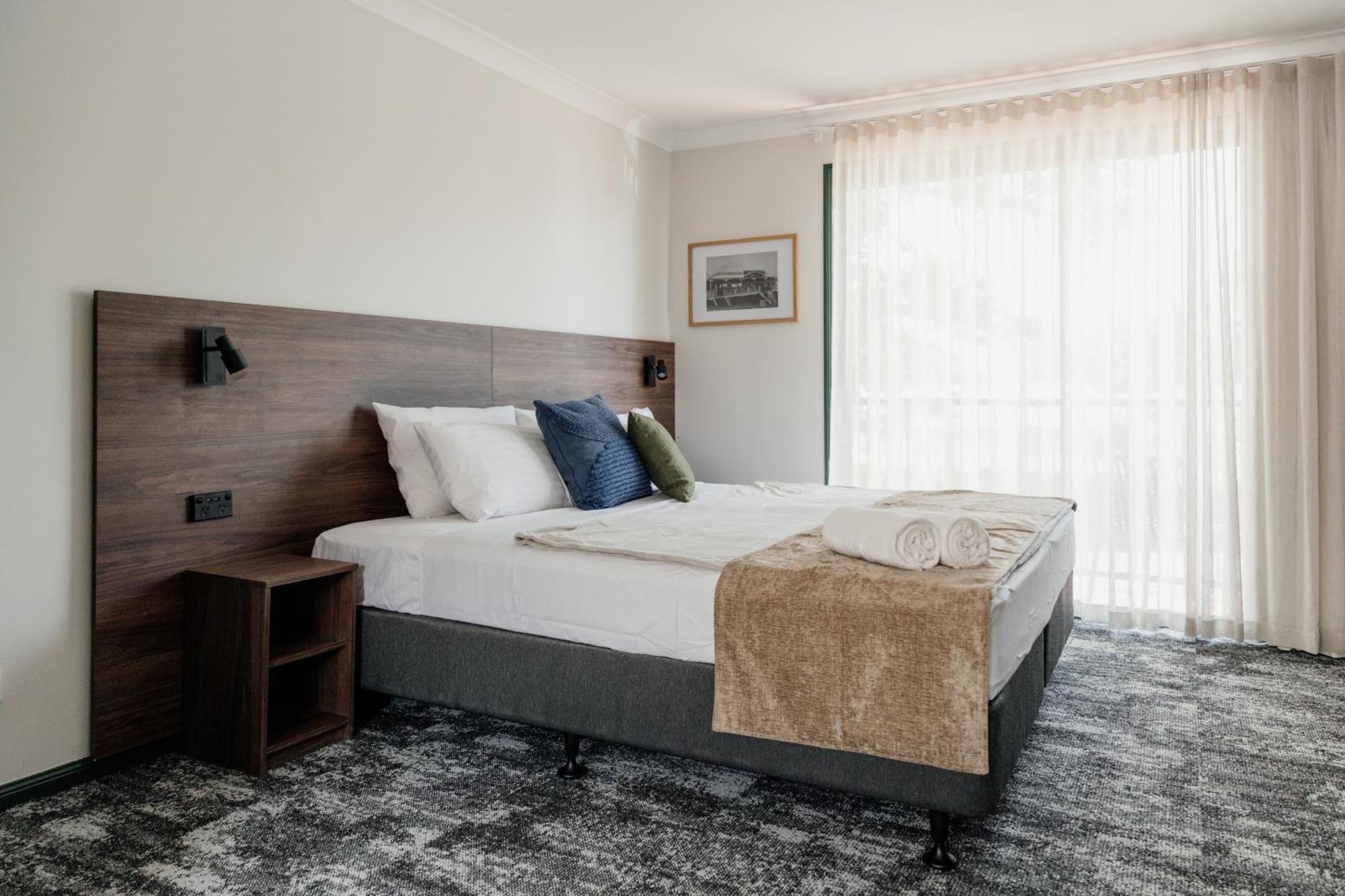 Wallaby Hotel Mudgeeraba Экстерьер фото
