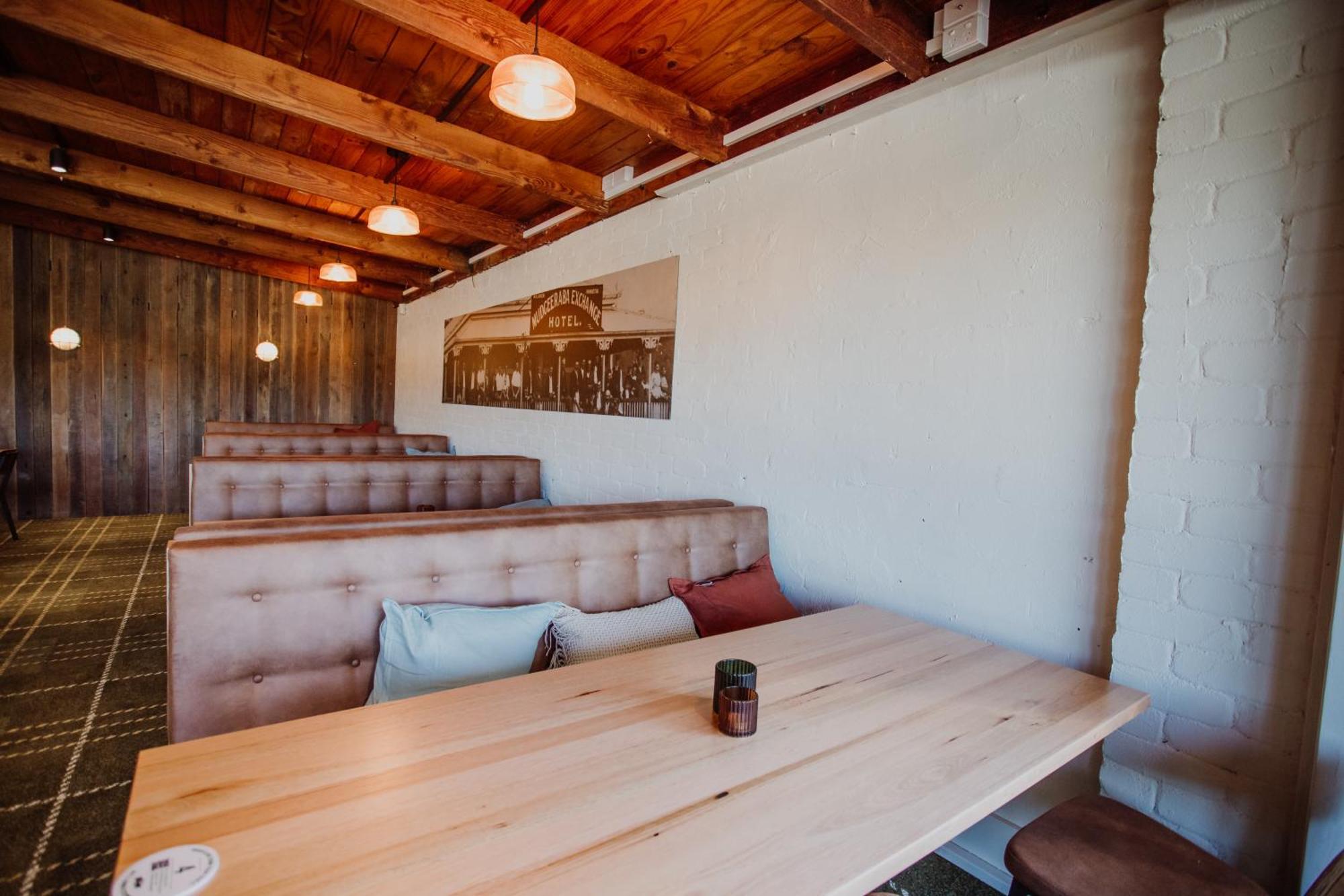 Wallaby Hotel Mudgeeraba Экстерьер фото