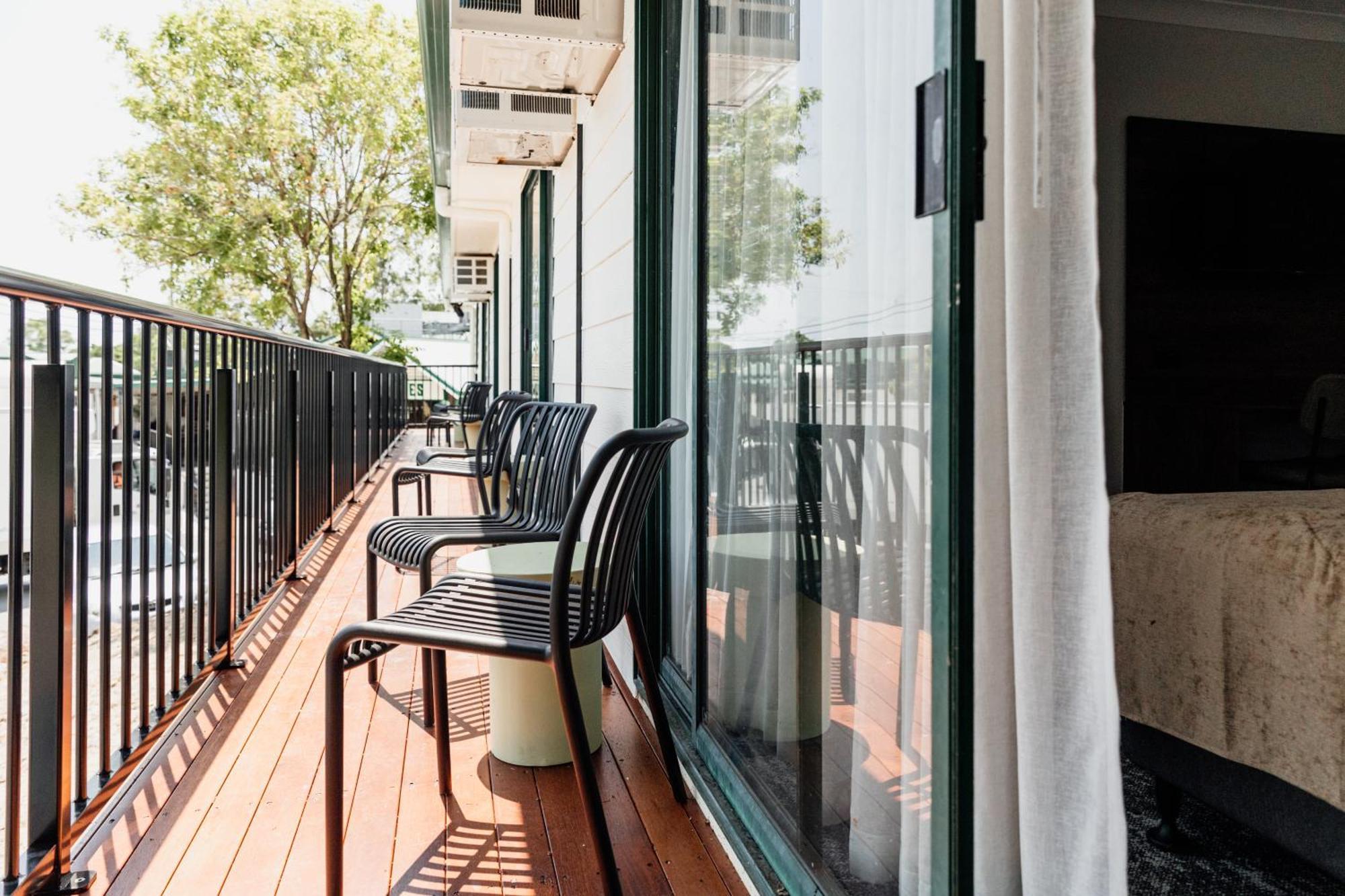 Wallaby Hotel Mudgeeraba Экстерьер фото